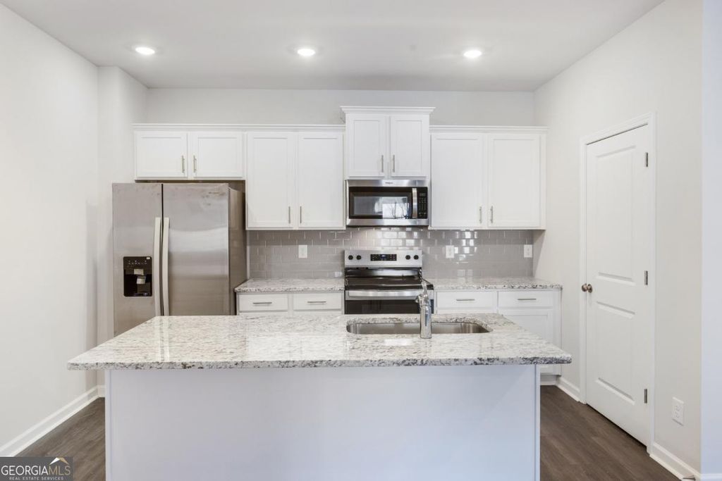 Photo of 405 Whitehorse Way #40, Conyers, GA 30094 (MLS # 10705191)