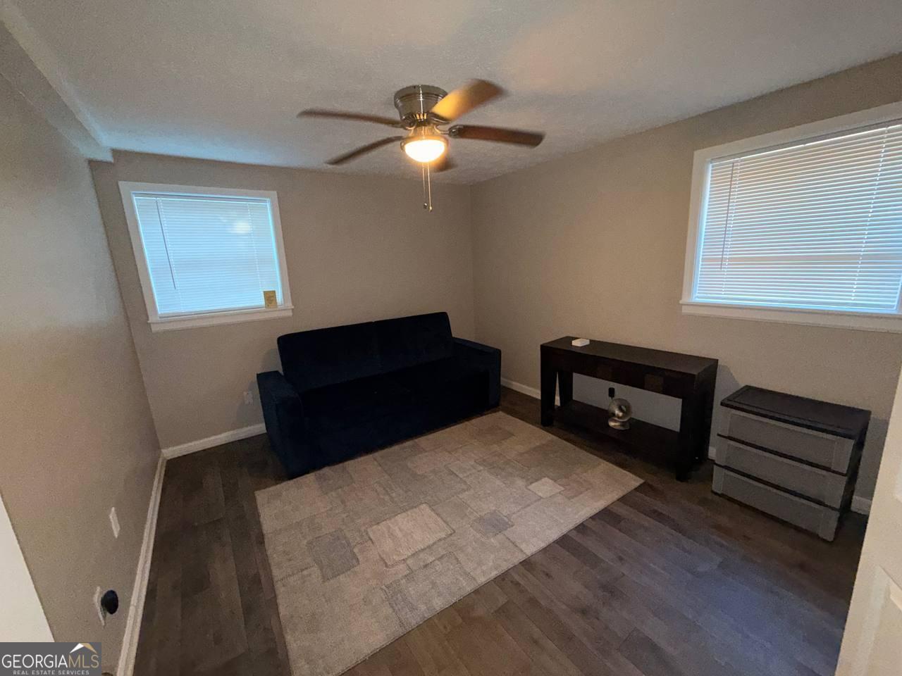 2940 Benjamin E Mays DR SW