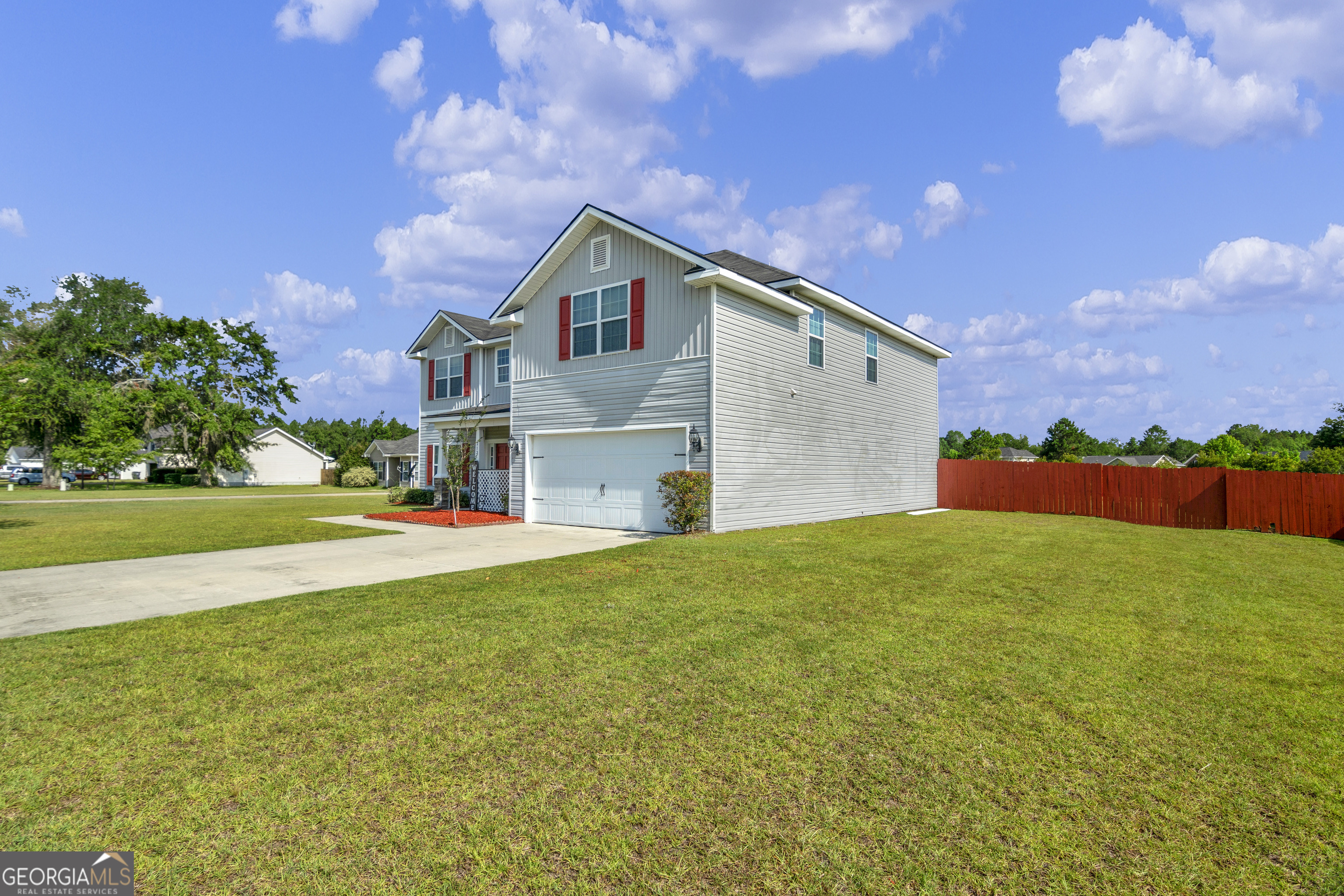 213 Timberland DR NE