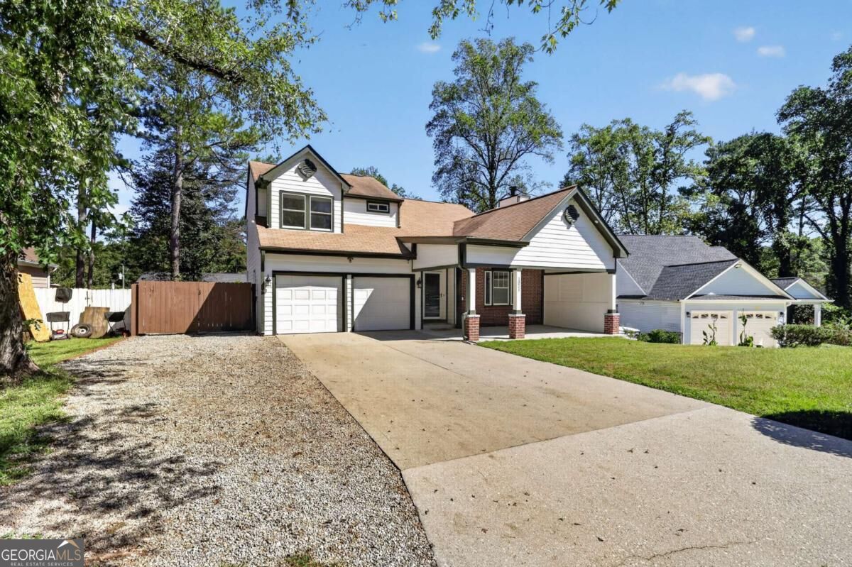 1021 Heatherwood CT