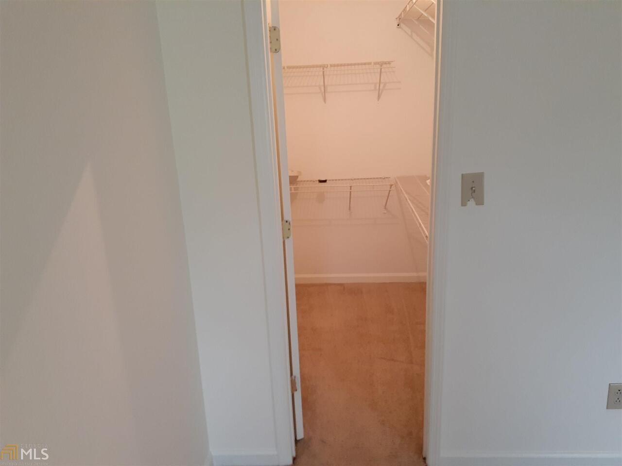 Woodlake Landing - Residential