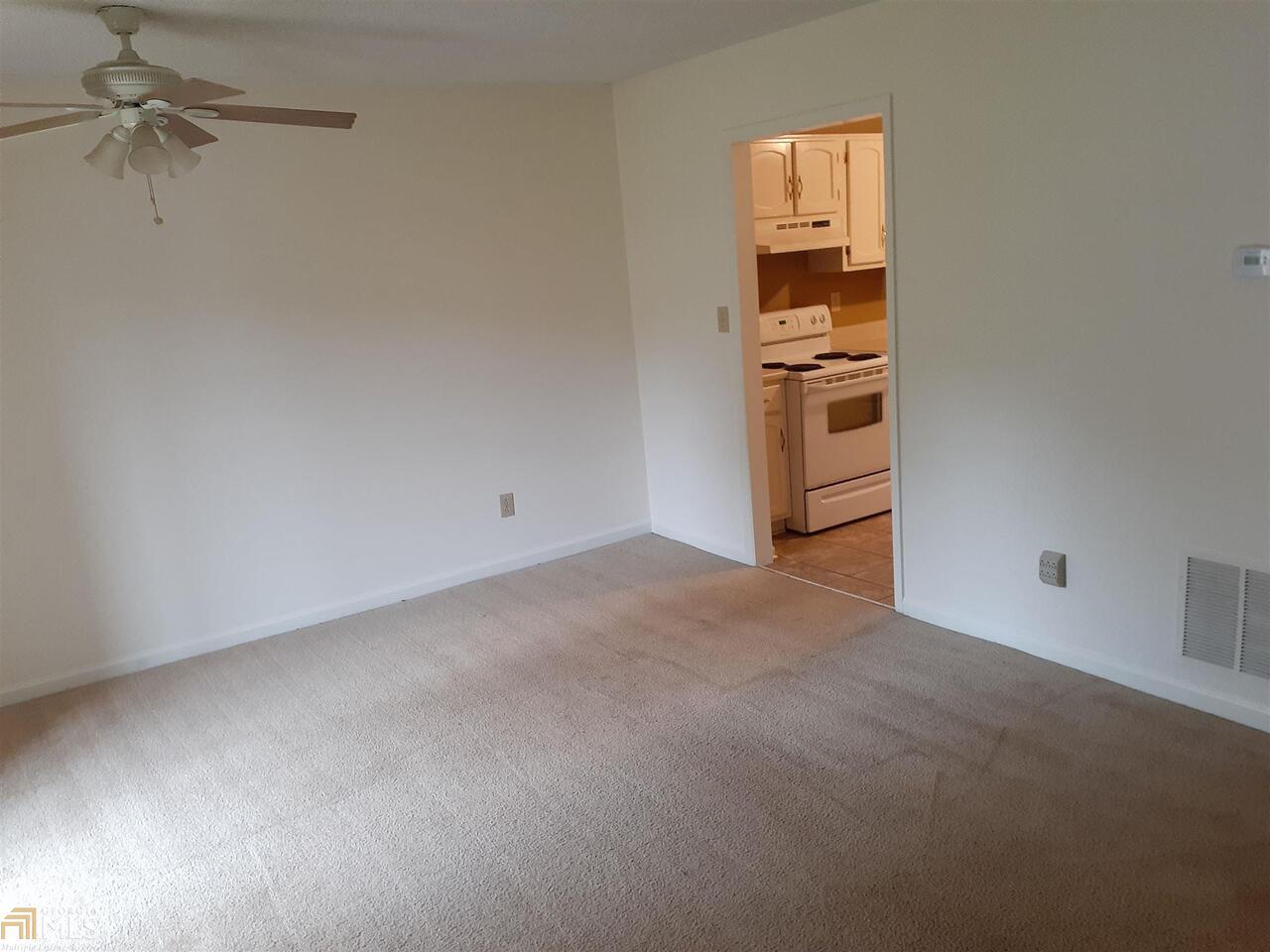 Woodlake Landing - Residential