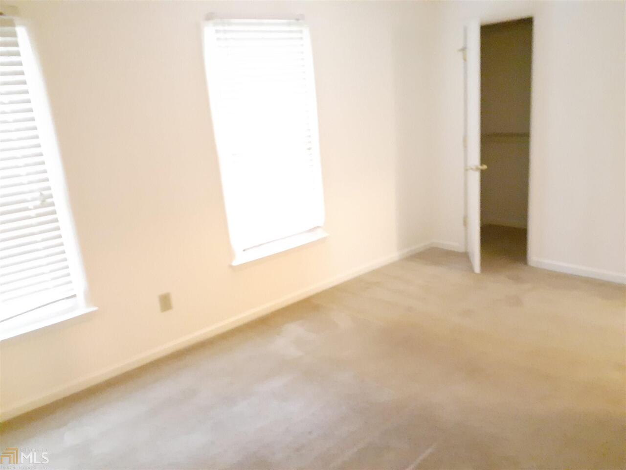Woodlake Landing - Residential