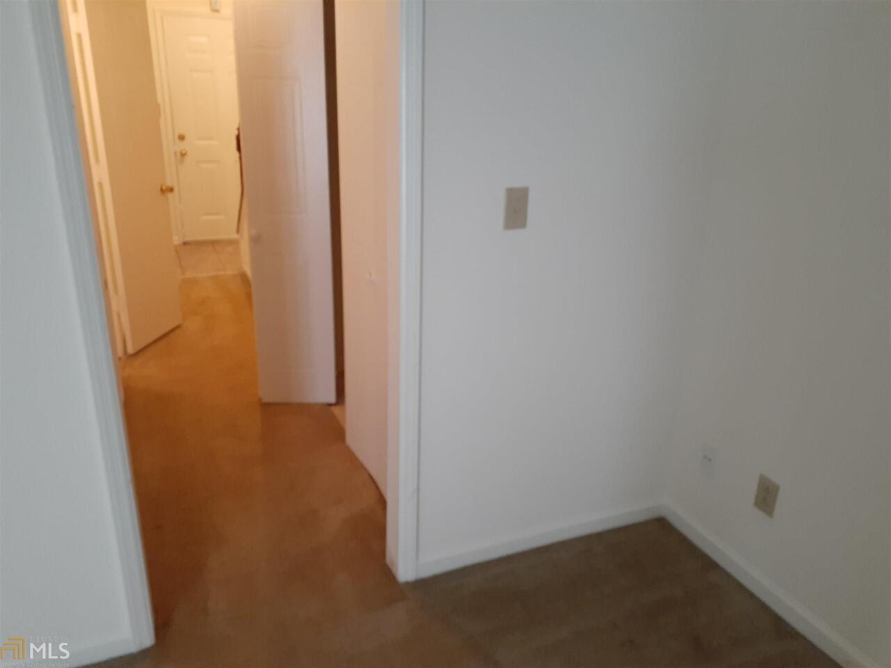 Woodlake Landing - Residential