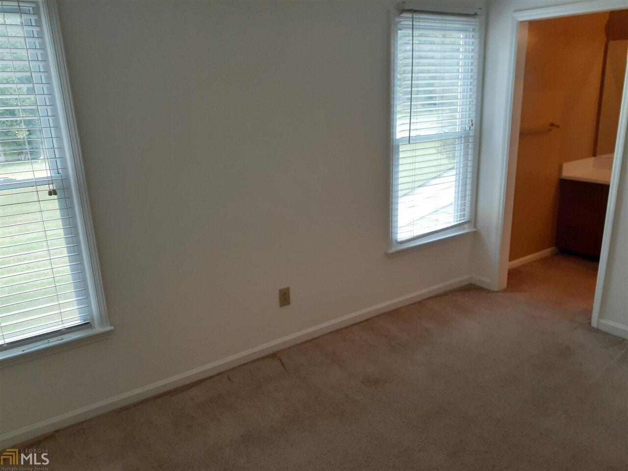 Woodlake Landing - Residential