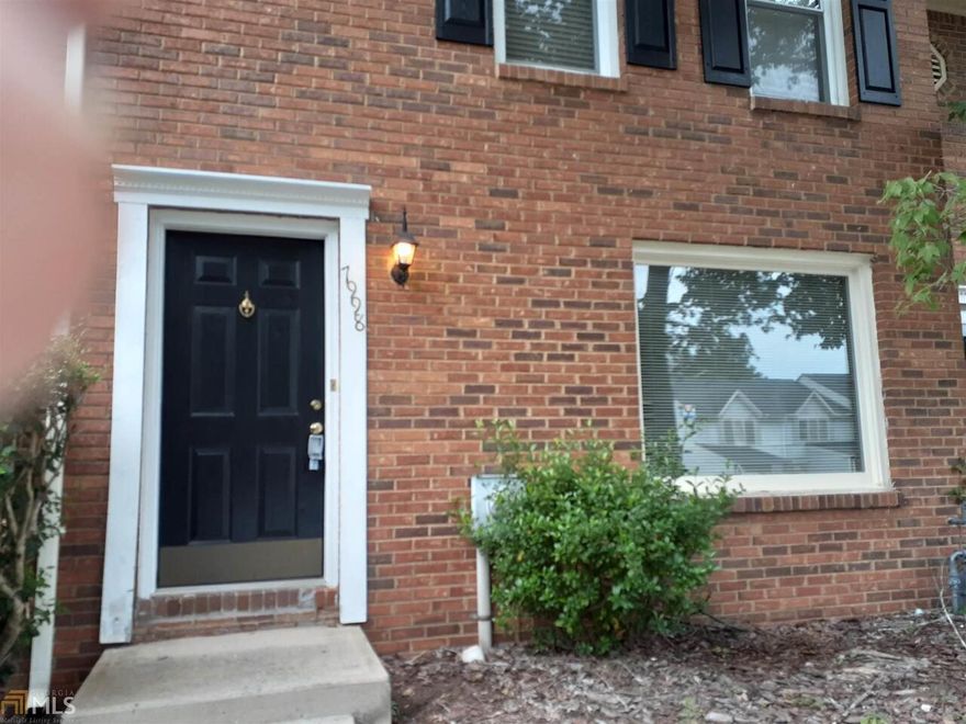 Beautiful 2 bedroom, 2&1/2 bath  town house. All sleeping quarters on second floor As room mate plan. Living area with 1/2 bathroom, Kitchen, separate dining area, laundry, private patio, Family room and half bathroom are located on the main floor. Private parking for 2 cars. As is.