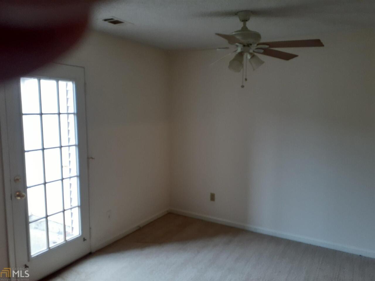 Woodlake Landing - Residential