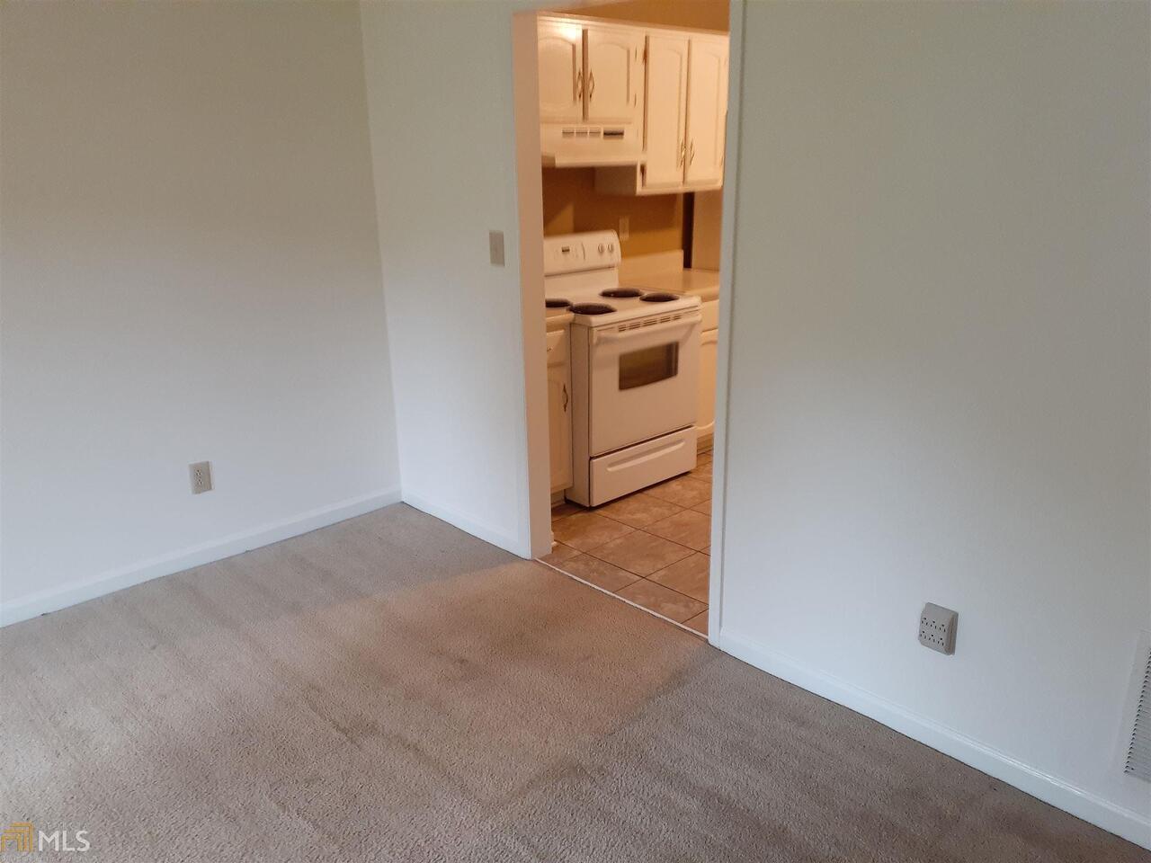 Woodlake Landing - Residential