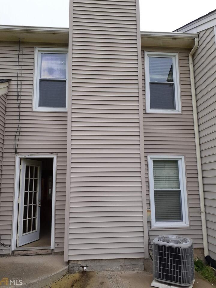 Woodlake Landing - Residential