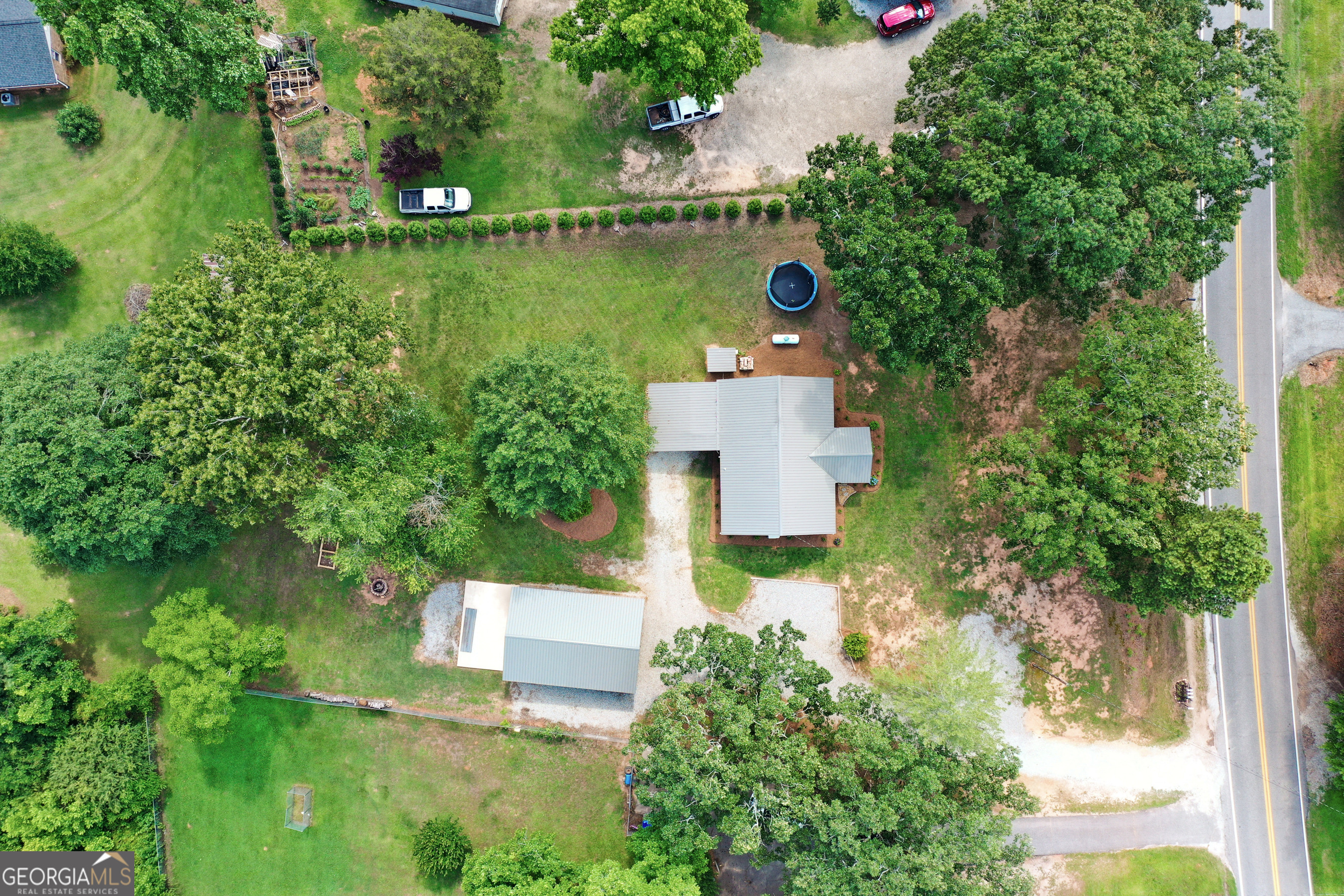 Photo 43 of 45 of 636 Smithonia RD house