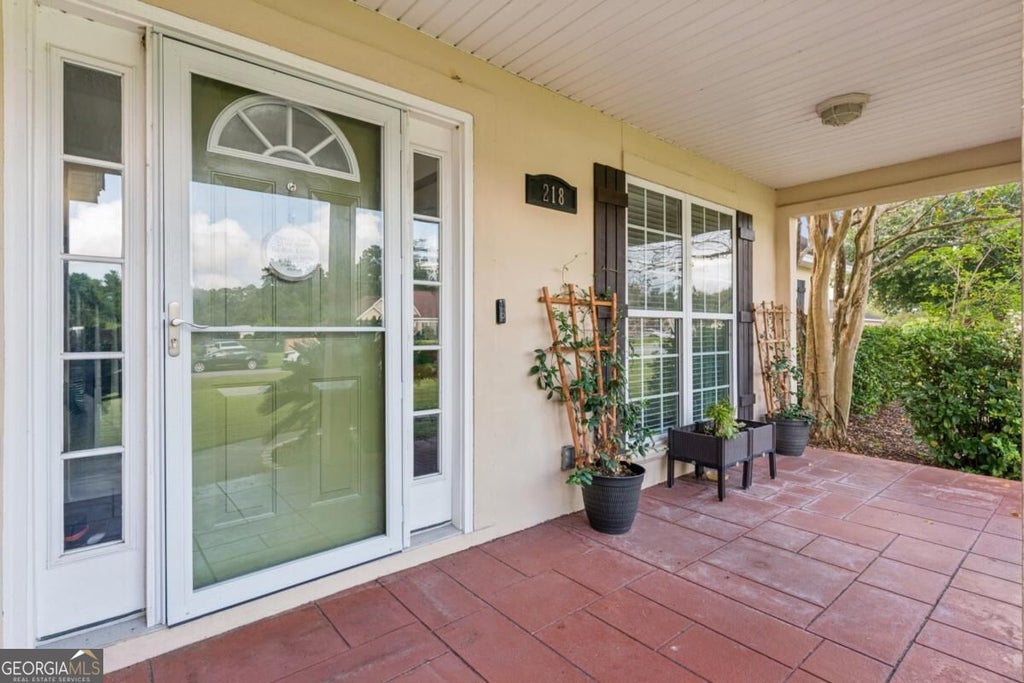 Photo of 218 Water Drive, Brunswick, GA 31523 (MLS # 10849908)