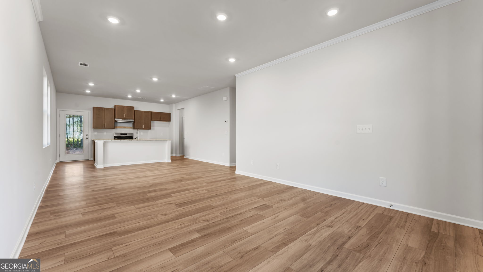 348 Cedar Hill DR