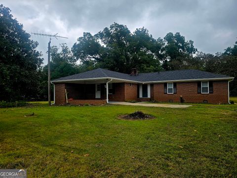 317 E BARNETT Washington GA 30673