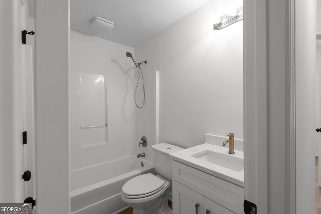 Photo of 2203 Hidden Creek Drive, Decatur, GA 30035 (MLS # 10698720)