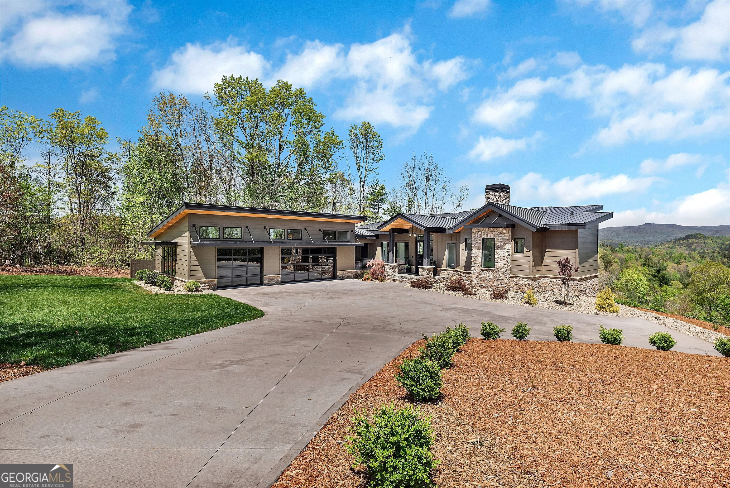231 Keowee Turtlehead Road, Salem, SC, 29676