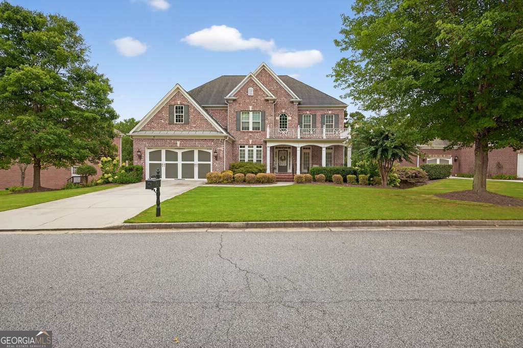 5015 COLLINS LAKE DR