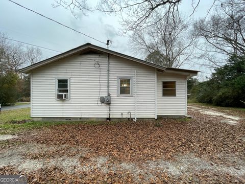 A home in Cochran