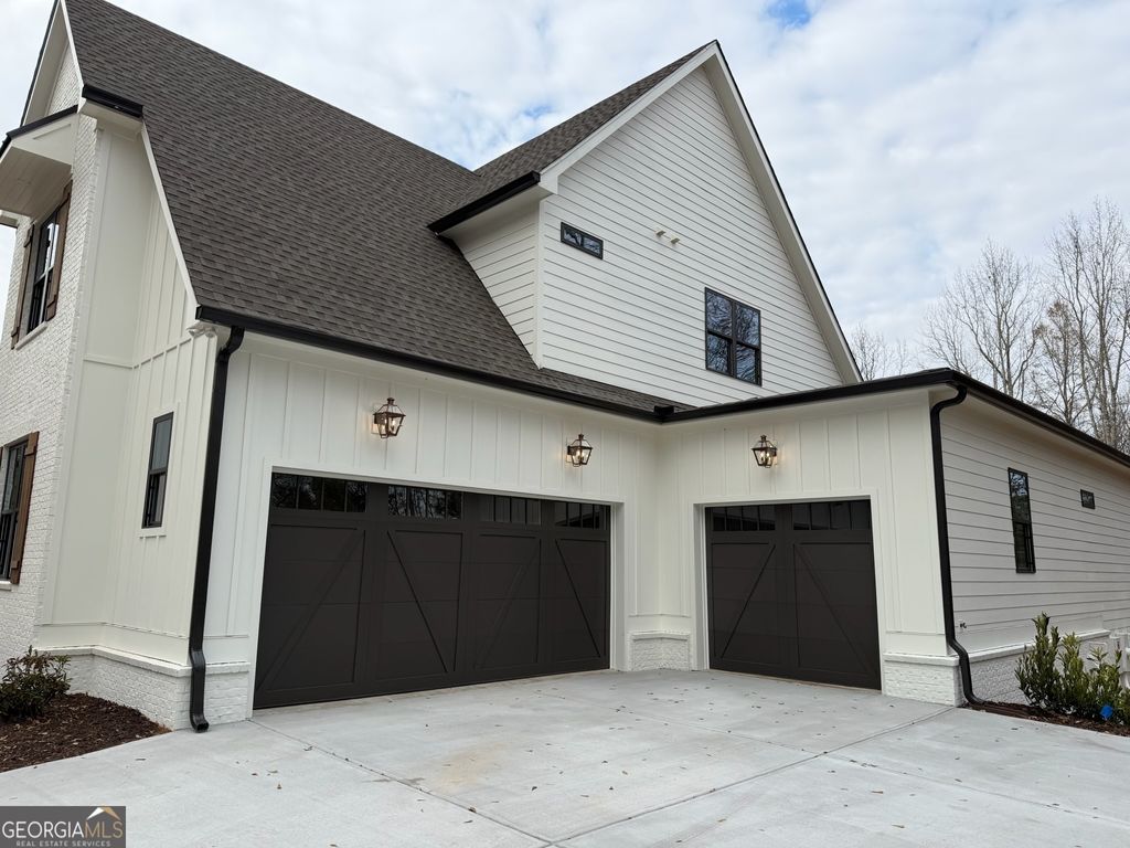 Photo of 332 Harp Road, Fayetteville, GA 30215 (MLS # 10763415)