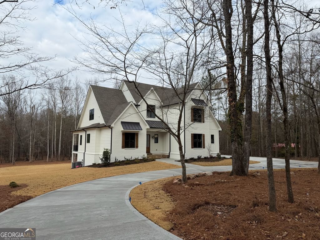 Photo of 332 Harp Road, Fayetteville, GA 30215 (MLS # 10763415)