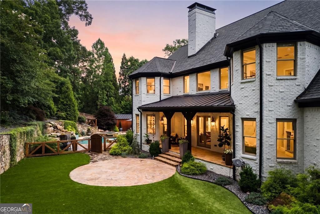 1945 Pine Mountain RD