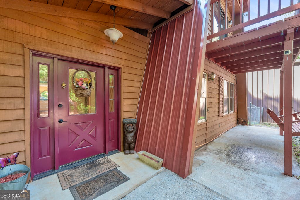 Photo of 38 Morwood Valley Trail, Cleveland, GA 30528 (MLS # 10801943)