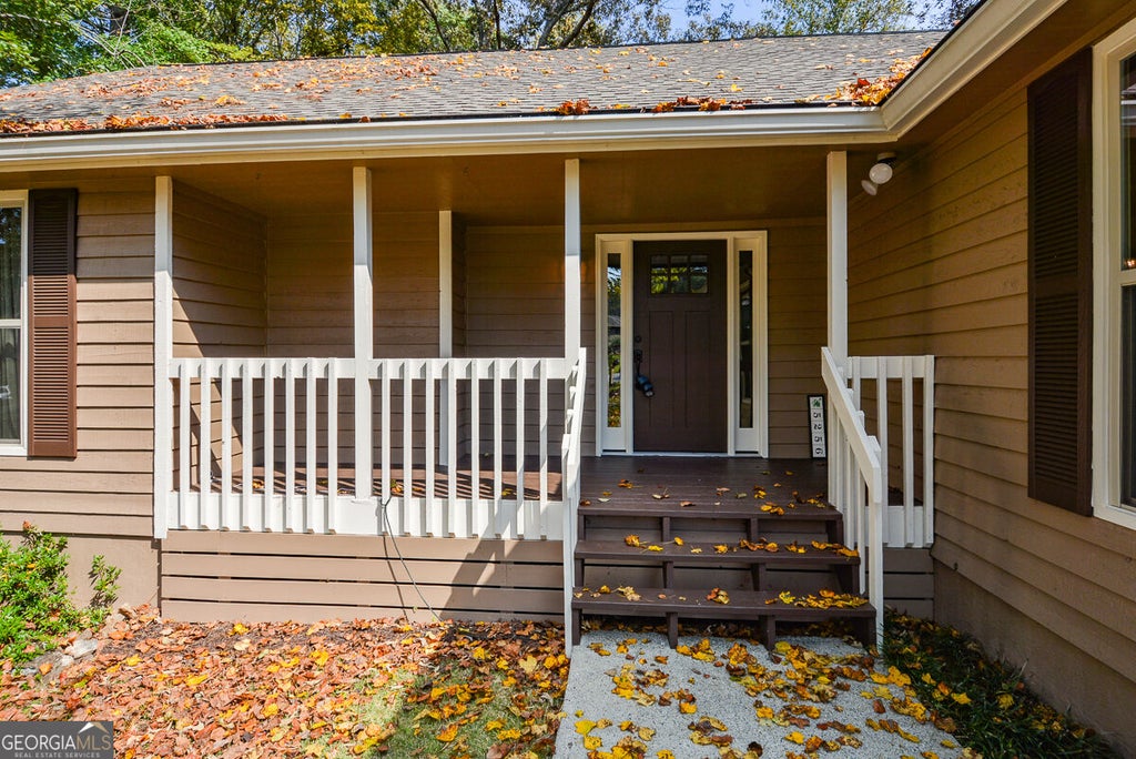Photo of 5256 Olde Mill Drive NE, Woodstock, GA 30188 (MLS # 10874018)