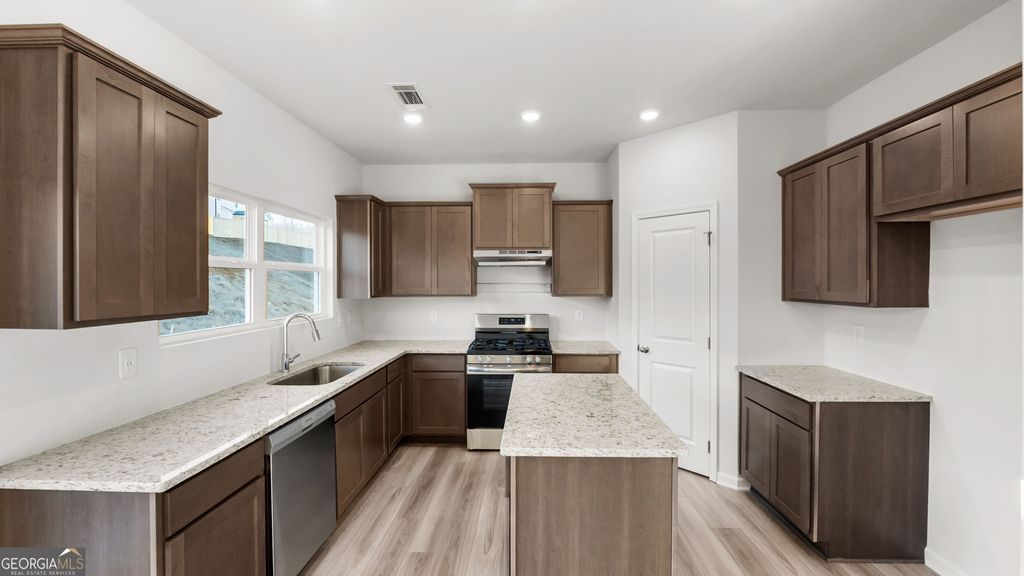 Photo of 265 Bloomfield Circle, Canton, GA 30114 (MLS # 10758900)