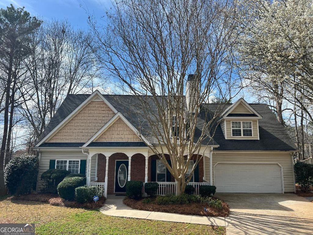 Photo of 21 Oak Park Sq, Newnan, GA 30265 (MLS # 10708235)