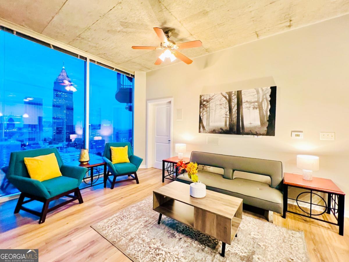 400 W Peachtree ST NW 2704
