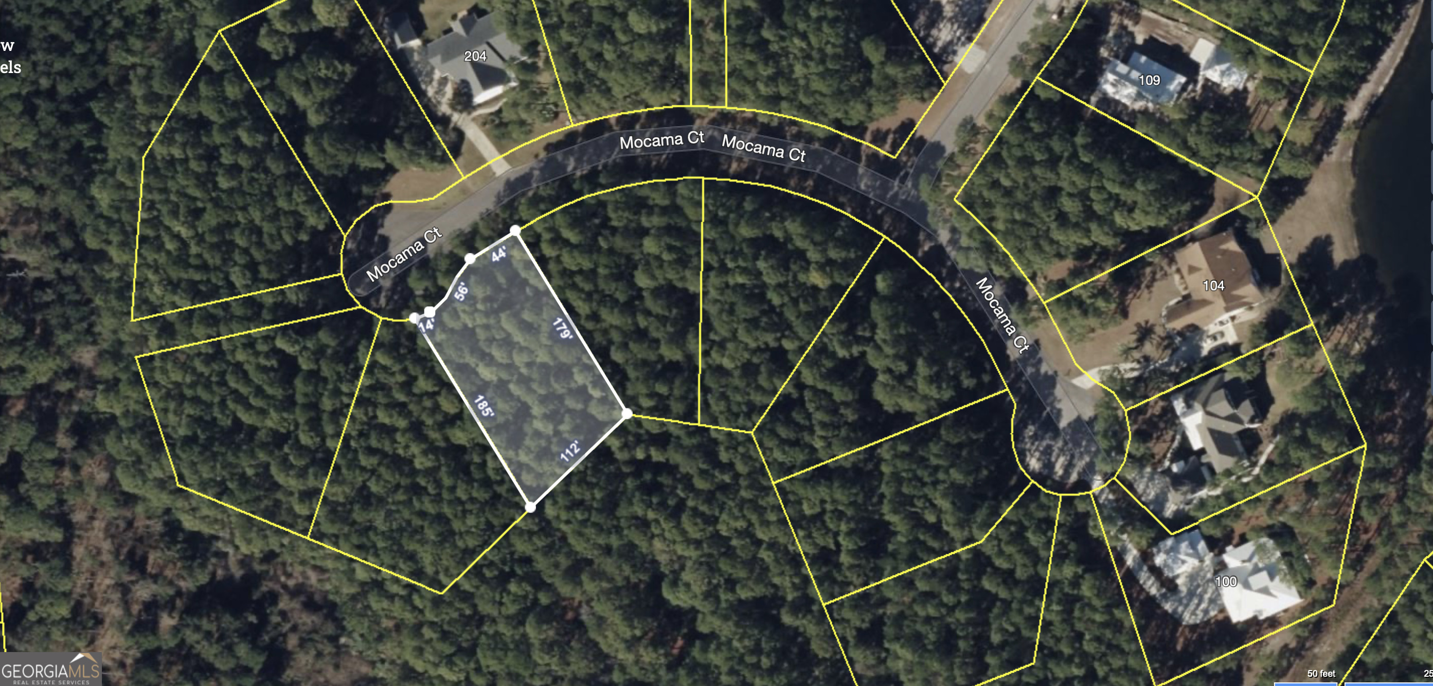 Welcome to Cumberland Harbour, a gated community offering a coastal lifestyle in St, Marys, GA! This .46 of an acre Lot offers the opportunity to build your dream home in this nature rich development. Some of the amenities include: a day dock, 3 pools, fitness center, pickle ball courts, tennis courts, nature trails and so much more! Boundary survey has also been completed, too. Call today to set up your today of this beautiful community.