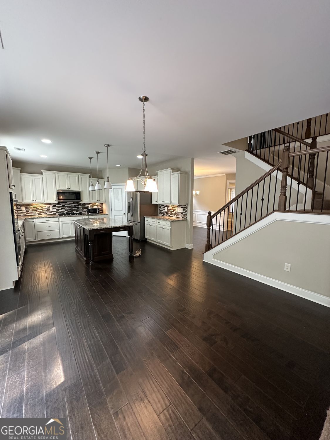 3325 Trowbridge DR