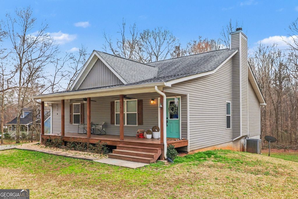 Photo of 368 Mountain Creek Lane, Maysville, GA 30558 (MLS # 10704007)