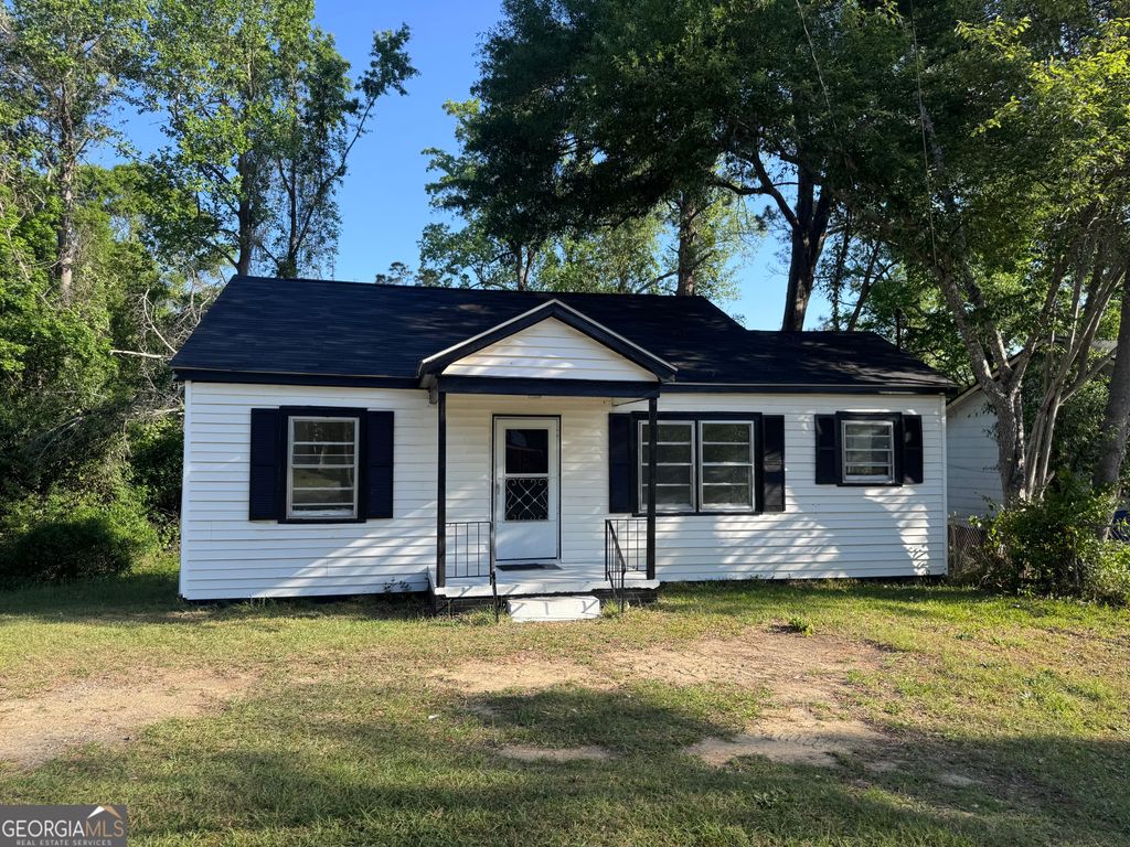 Photo of 803 Woodland Street, Dublin, GA 31021 (MLS # 10763078)