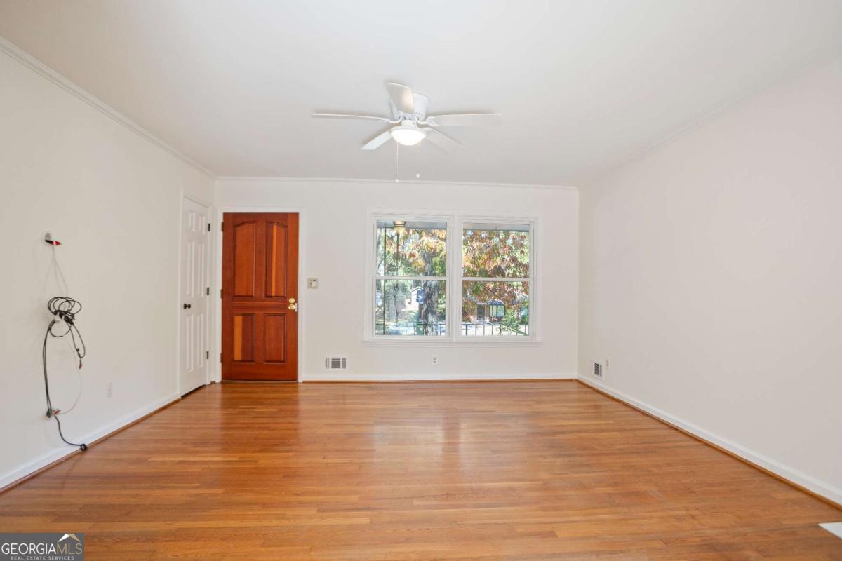 Lake Ivanhoe - Residential