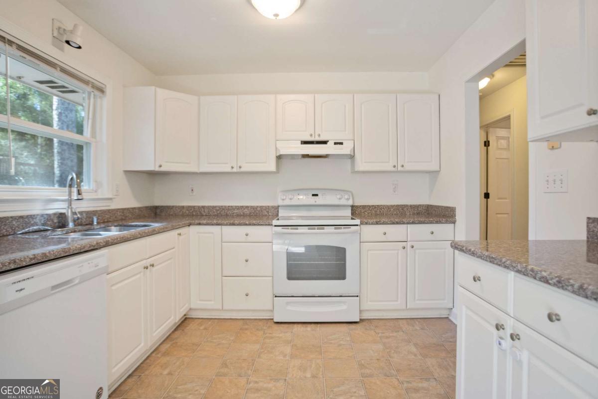 Lake Ivanhoe - Residential