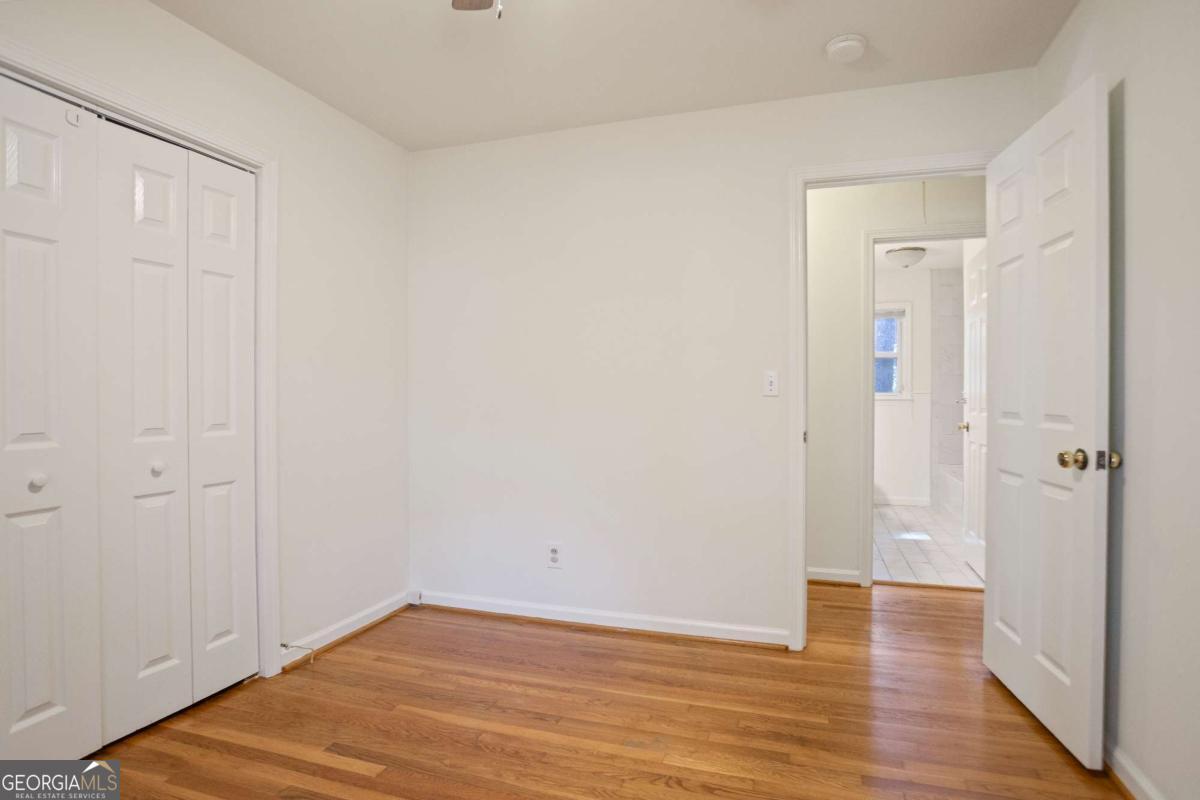 Lake Ivanhoe - Residential