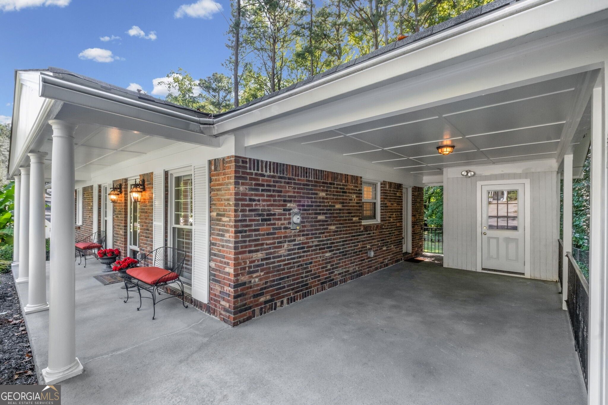 1626 Wildwood RD