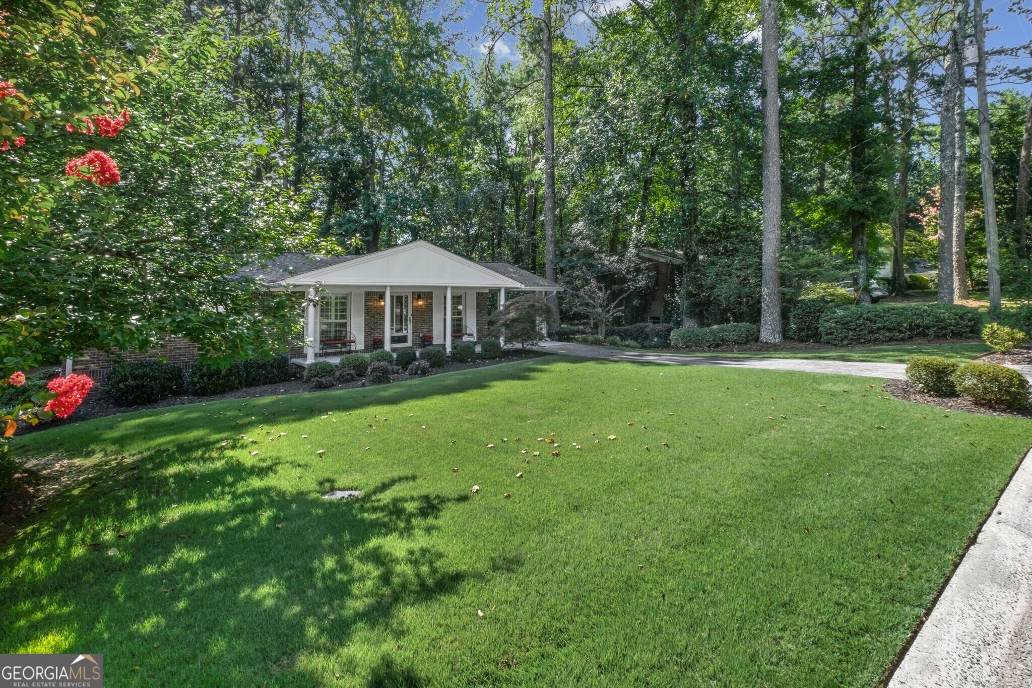 1626 Wildwood RD