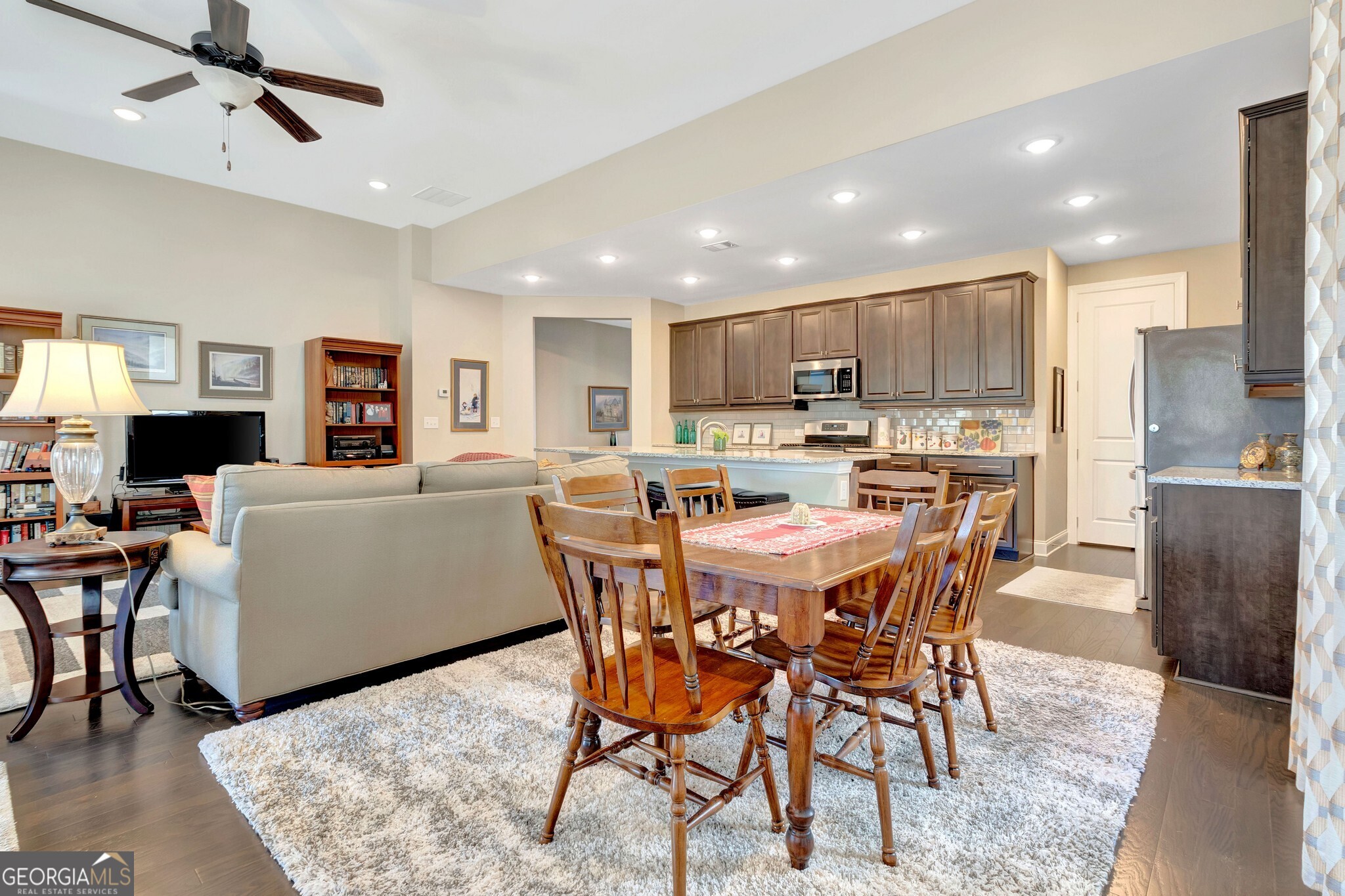 Peachtree City, Georgia 30269, United States, 3 Bedrooms Bedrooms, ,2 BathroomsBathrooms,Residential,Active,242275