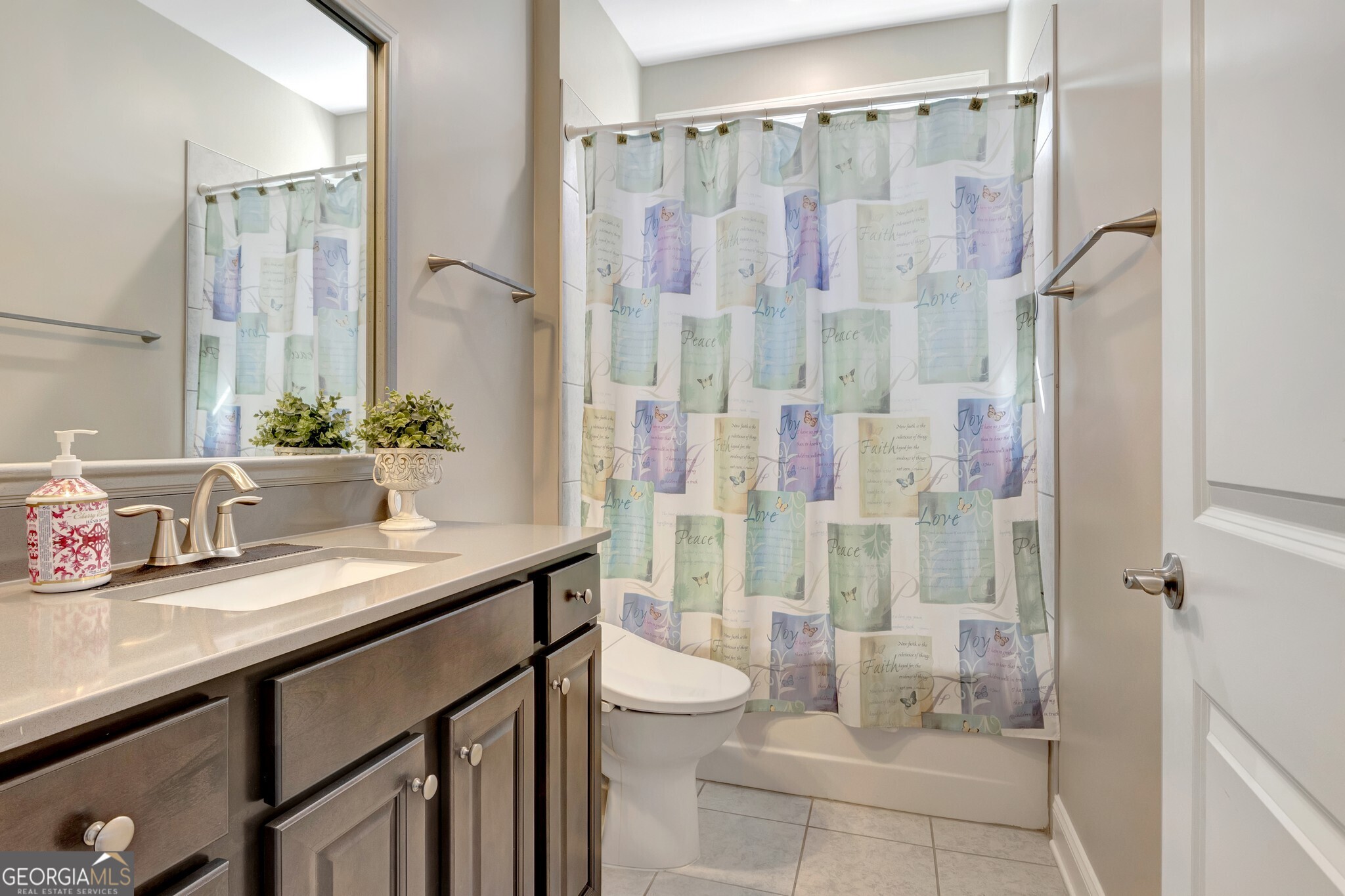 Peachtree City, Georgia 30269, United States, 3 Bedrooms Bedrooms, ,2 BathroomsBathrooms,Residential,Active,242275