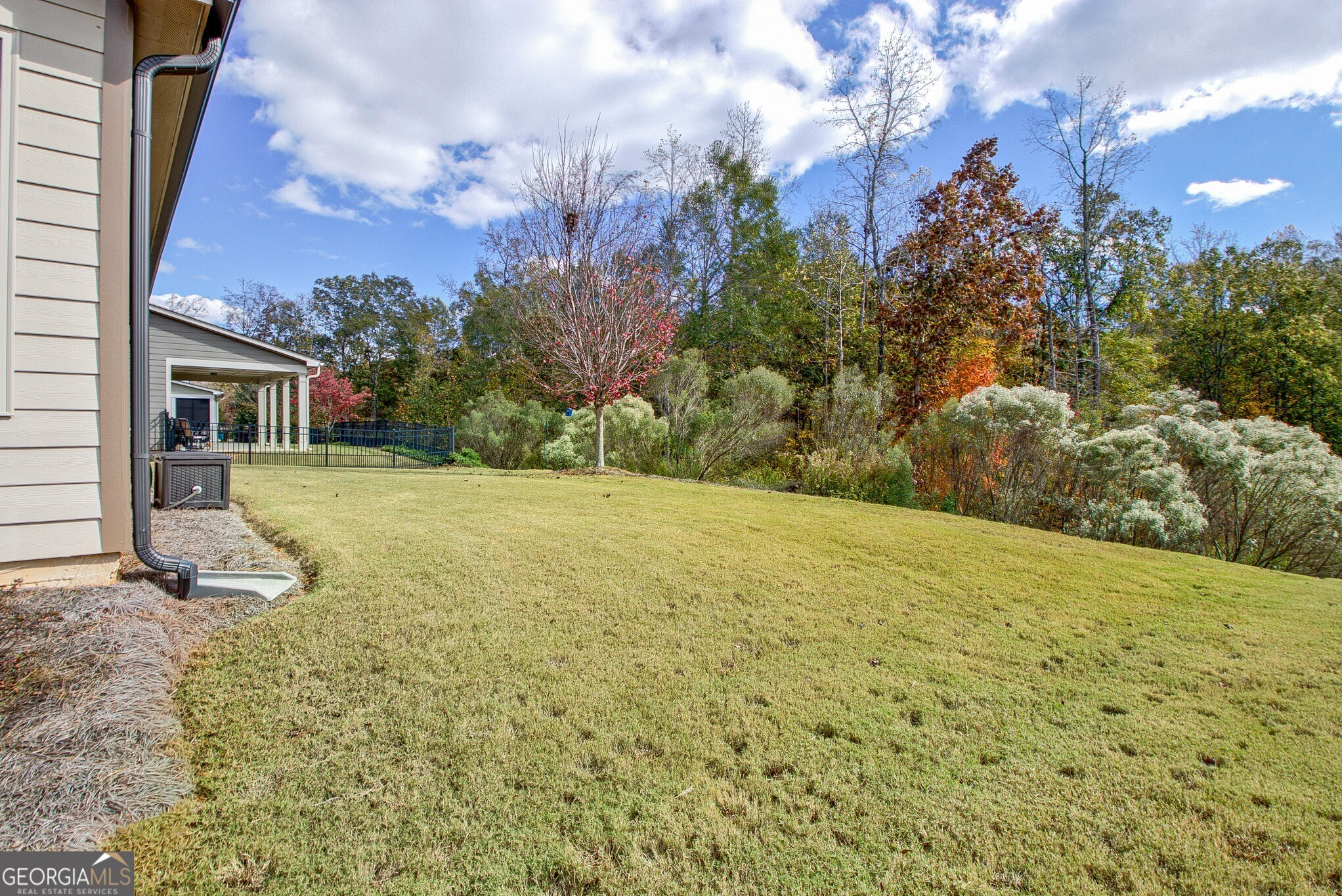 Peachtree City, Georgia 30269, United States, 3 Bedrooms Bedrooms, ,2 BathroomsBathrooms,Residential,Active,242275