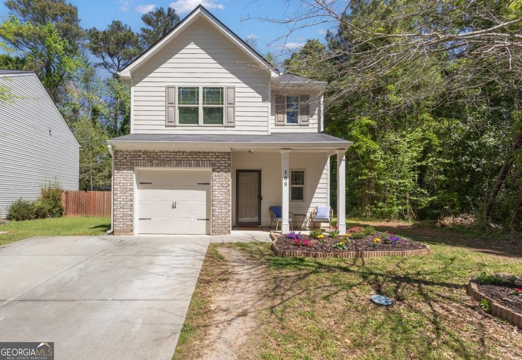 Photo of 108 Belmont Park Drive, Newnan, GA 30263 (MLS # 10735967)