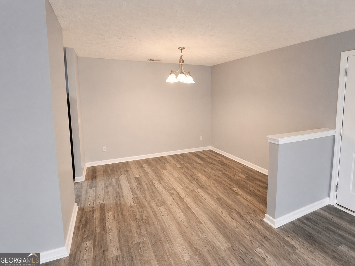 6301 Fairington Ridge CIR 6301