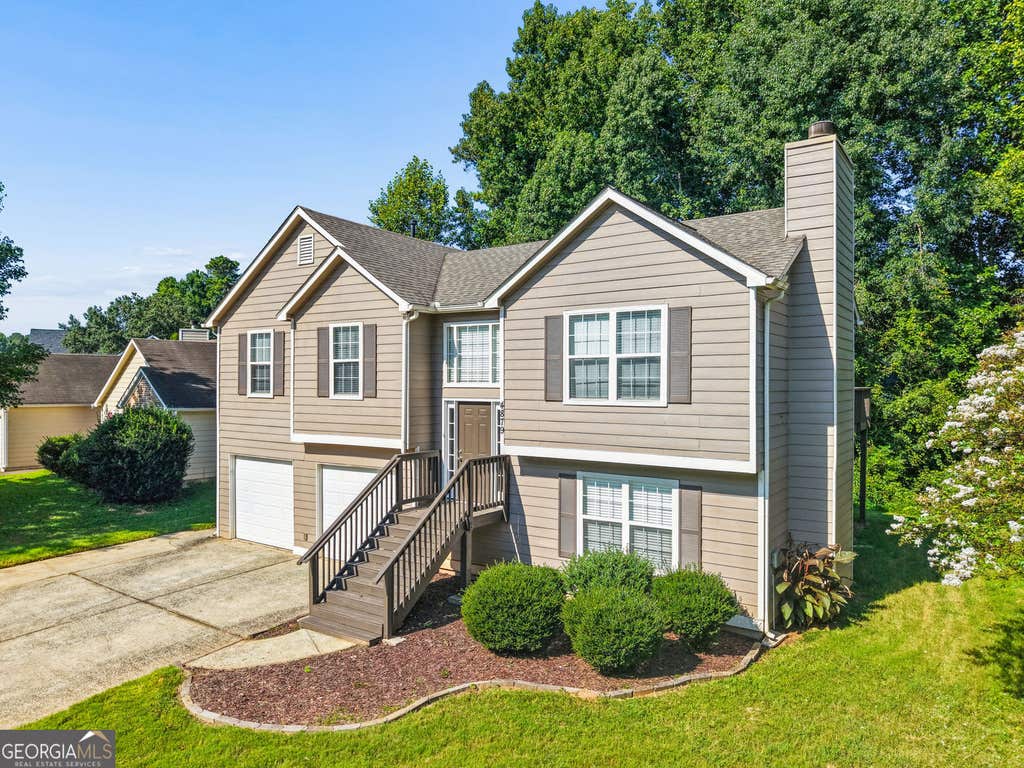 Photo of 4879 Lake Park Lane, Acworth, GA 30101 (MLS # 10834594)