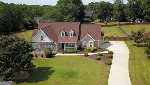 A home in Mcdonough