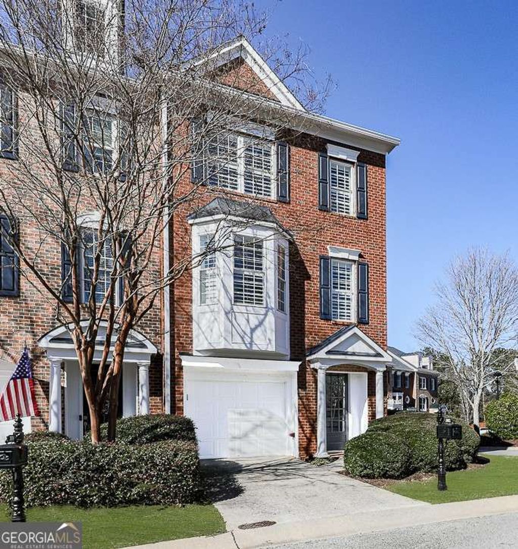 Photo of 3011 Waters Edge Trail, Roswell, GA 30075 (MLS # 10676191)