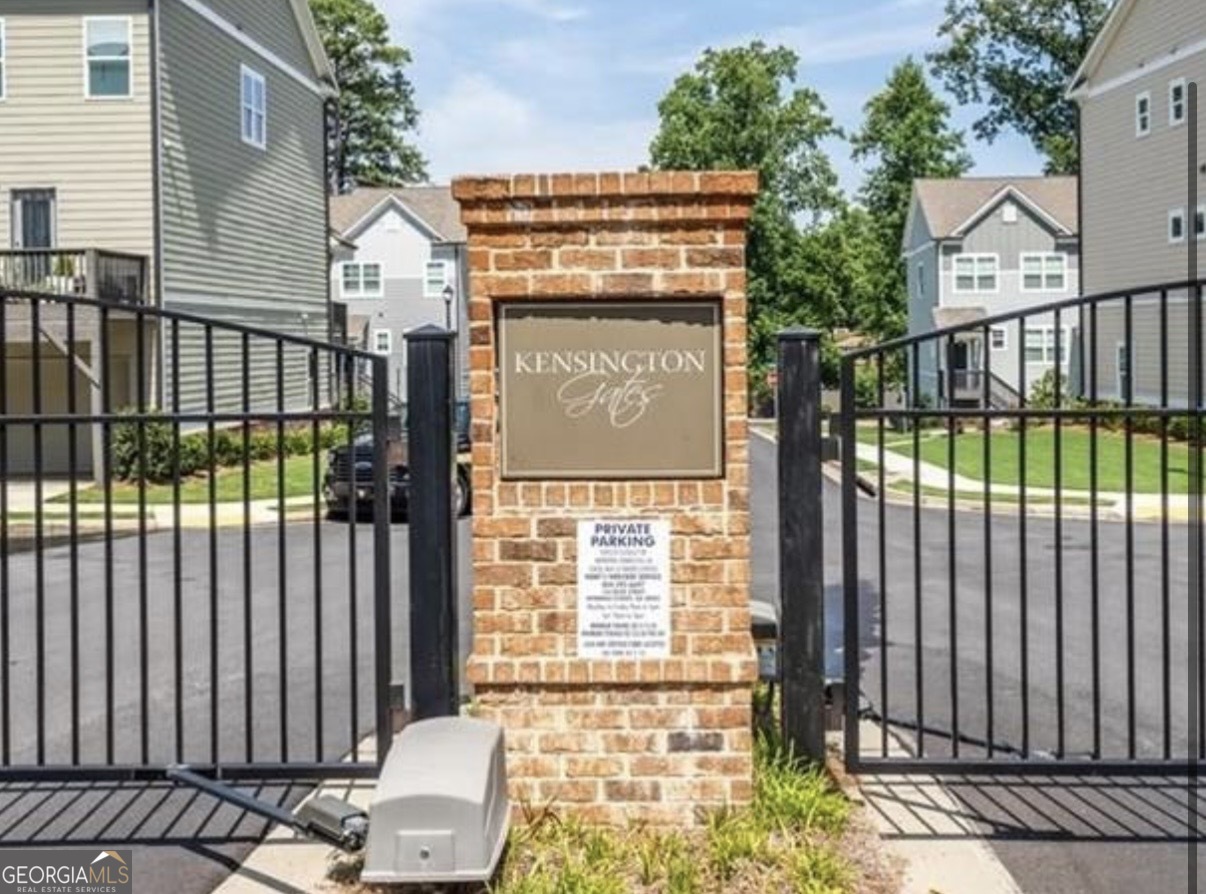 3801 Oxford Circle CIR