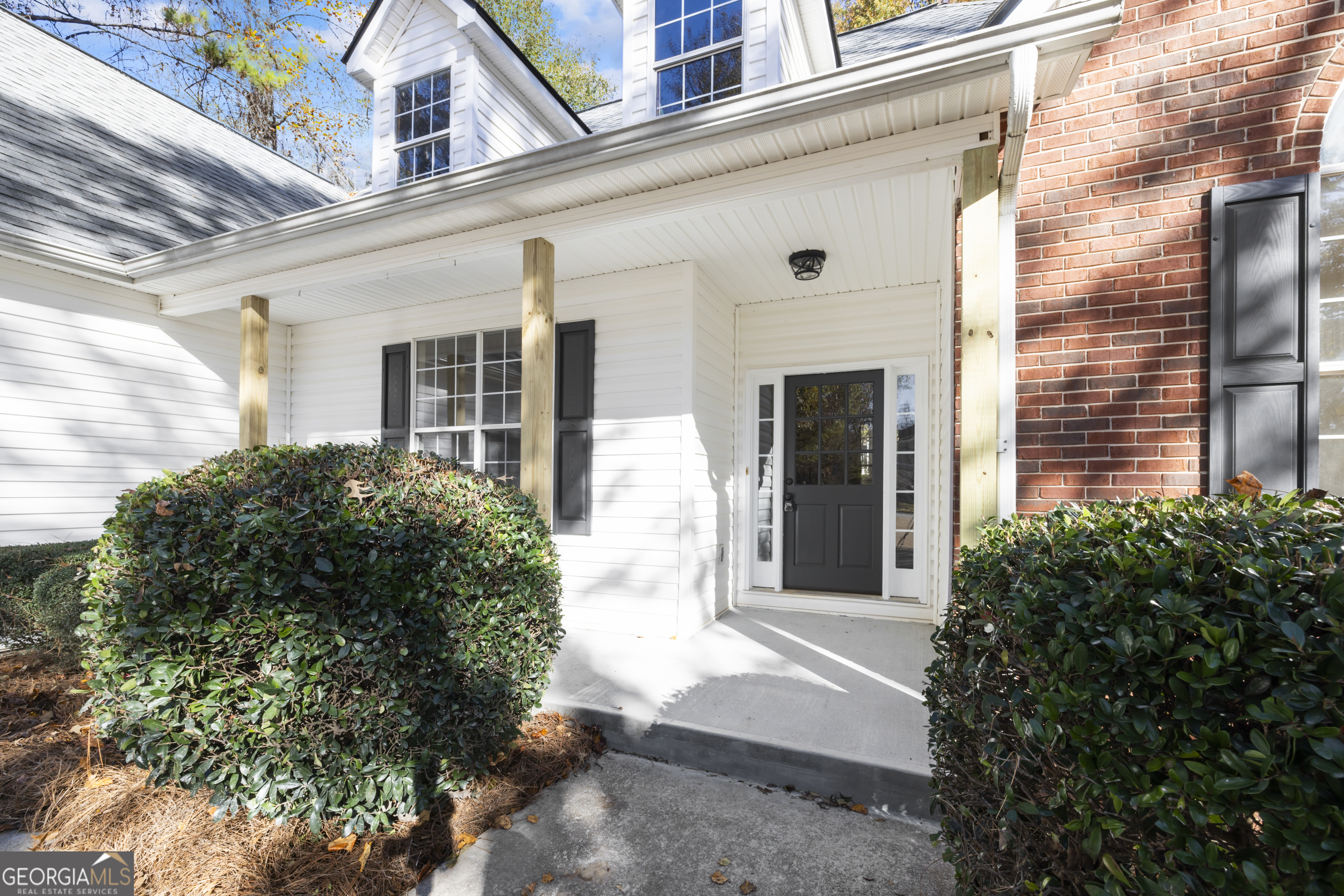 65 Barrington Ridge CT