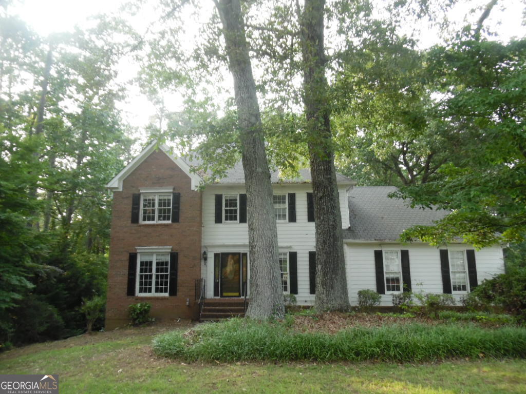 1205 PEBBLE BEND DR