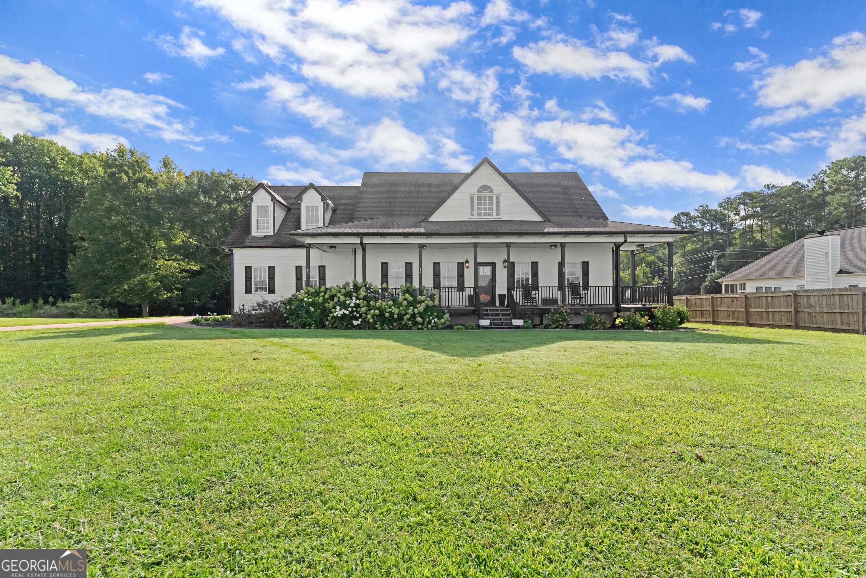 933 Boone RD